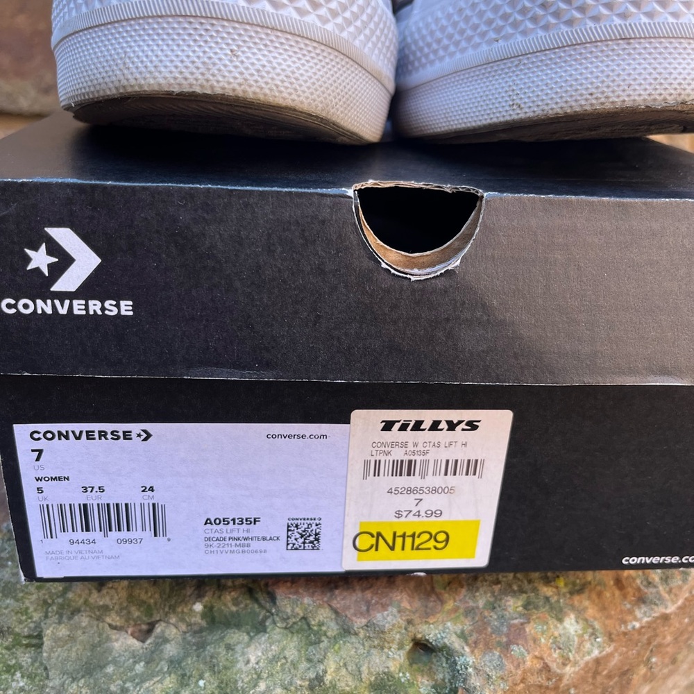Converse Classic High-Top Platform Canvas Sneakers - Pink - Sz 7 - Picture 13 of 15